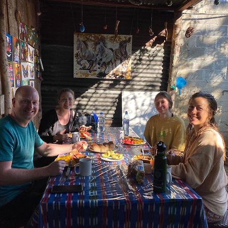 Appartamento “Posada Vicentas” Compartir Con Una Familia Tz'Utujil San Juan La Laguna Esterno foto